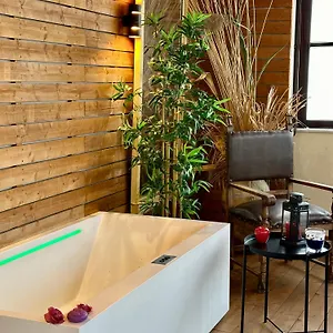 https://mimmos-house-2.taorminaitalyhotels.com
